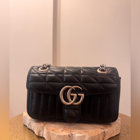 Gucci GG Marmont Matelassé Black Leather Shoulder Bag – w orig Dust Bag box etc - Picture 11 of 16